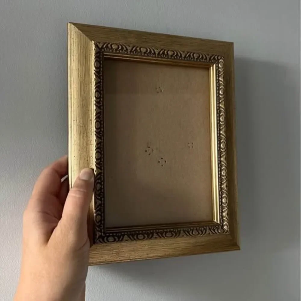 5 x 7 Gold-colored Frame
